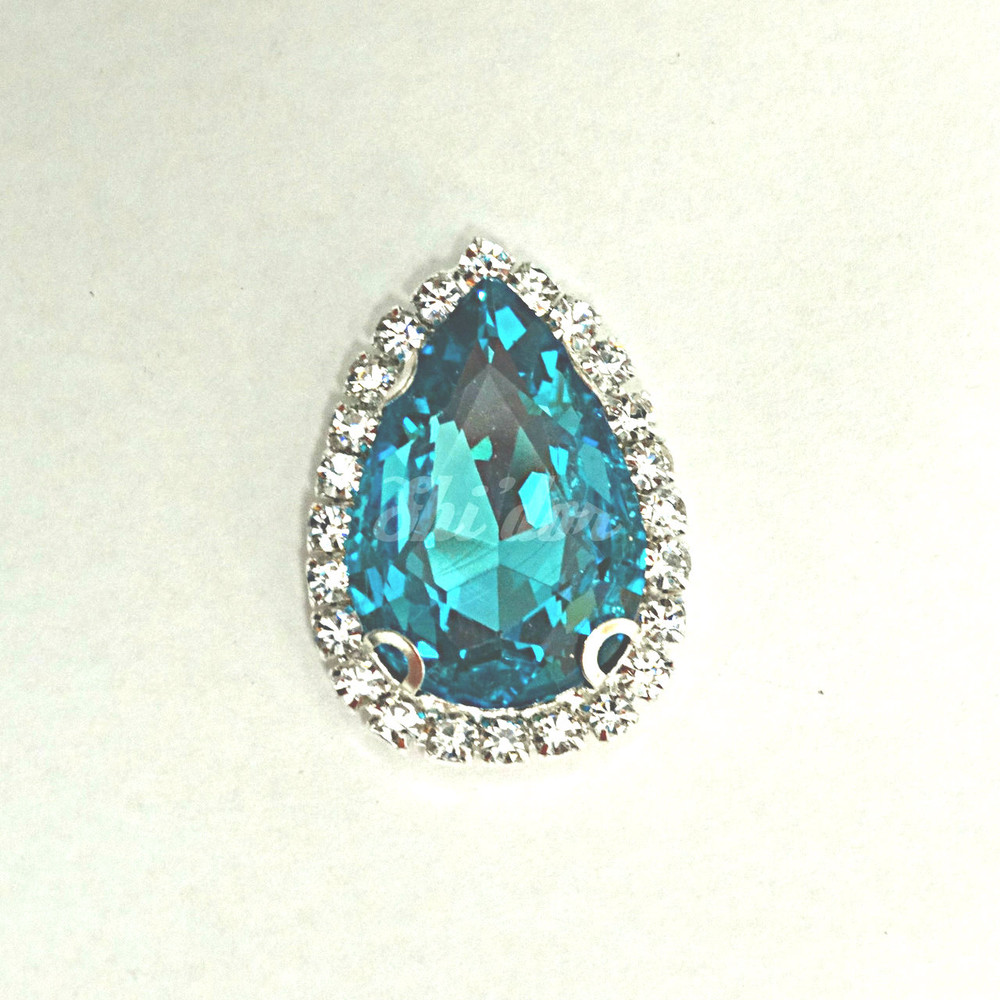 10 Pieces - 20 x 30 mm Tear Drop Glass Stone Light Blue image