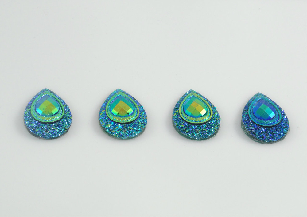 10 Pieces - 20 x 30 mm Peacock Tear Drop Stone Emerald AB image