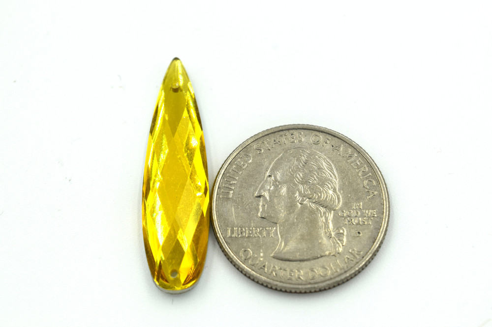 50 Pieces - 8 x 28 mm Teardrop Stone Gold