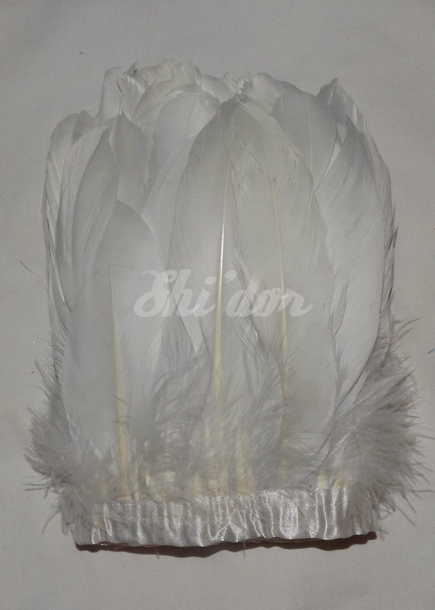 1 Yard Nagorie Feathers 4-6 inch - Gold image